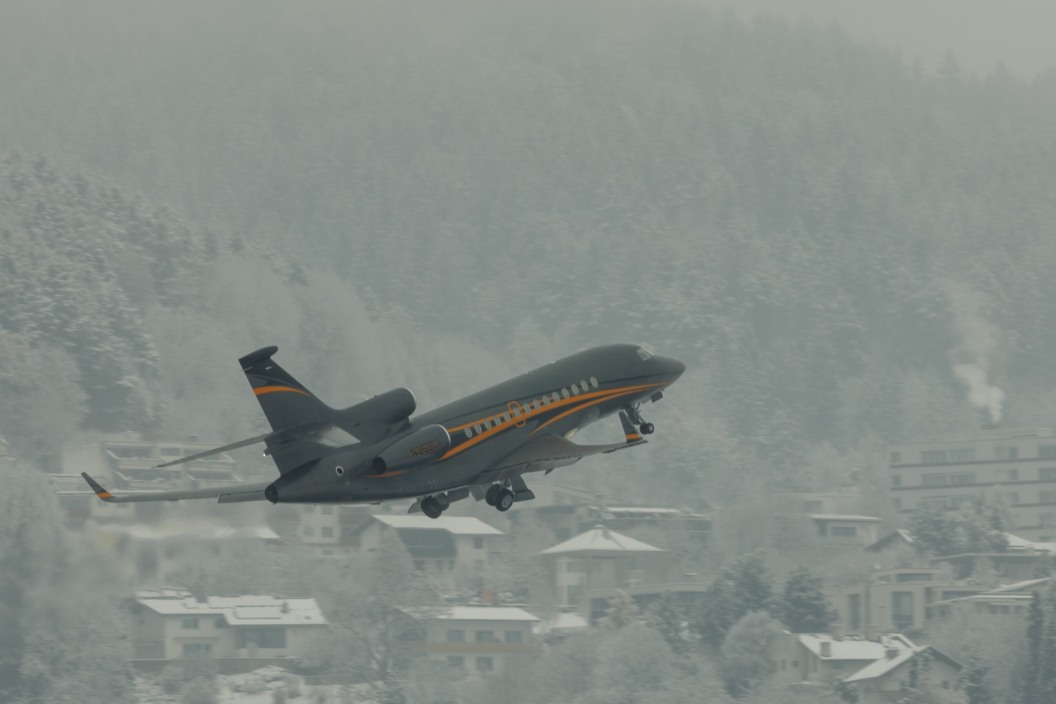 Preview 20221210 Winterflugtag am Innsbruck Airport (43).jpg
